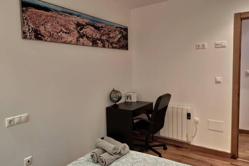 Wanderlust Maria Pita Apartment A Coruna Luaran gambar